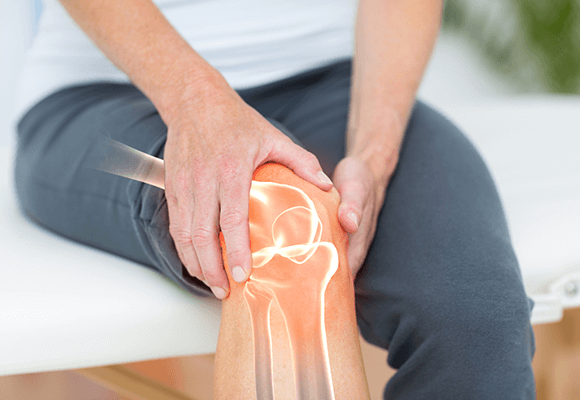 Image showing person with knee pain